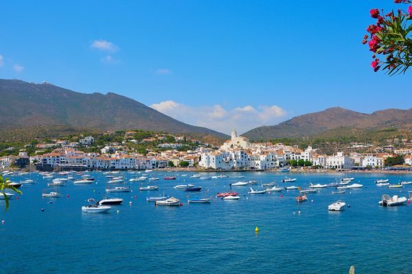Cadaques_Pueblo_Marinero